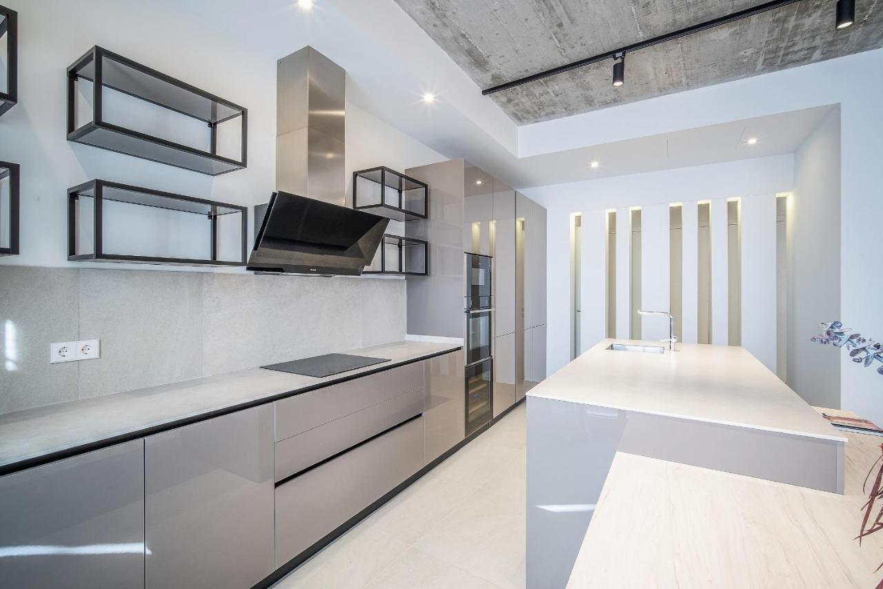 Casona Seis Lunas Apartment Marbella Luaran gambar